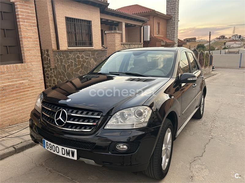 Negro Usado 2005 Mercedes ML500 SUV | 11.500 € (Buen precio) - Imagen 1/4