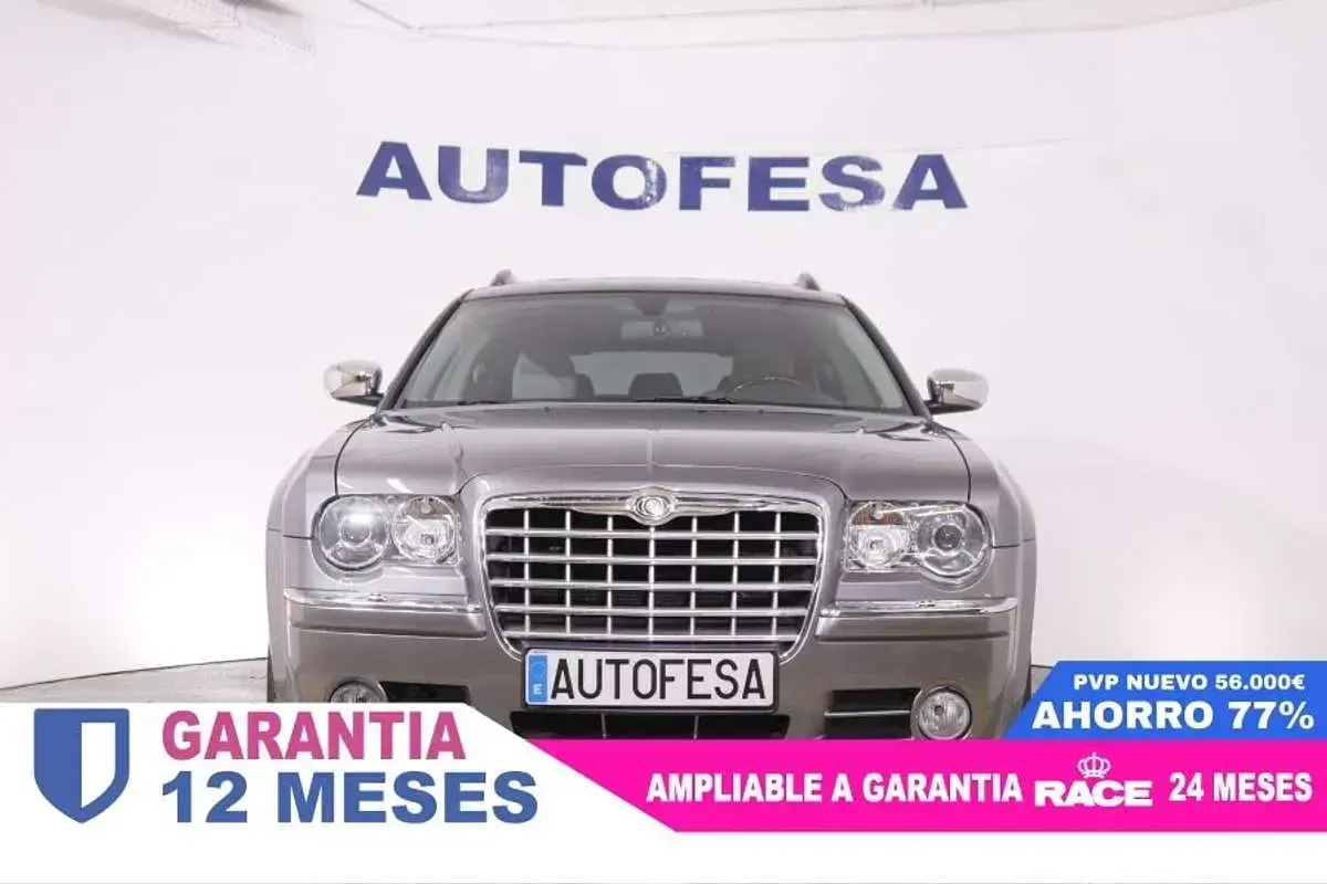 Usado Chrysler 300C Touring 218 CV (160 kW) 2008 Marrón Familiar