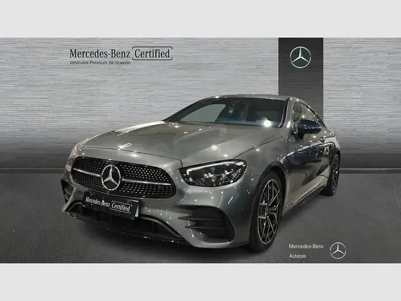 Usado Mercedes E220 194 CV (142 kW) 2023 Gris / plata Coupe