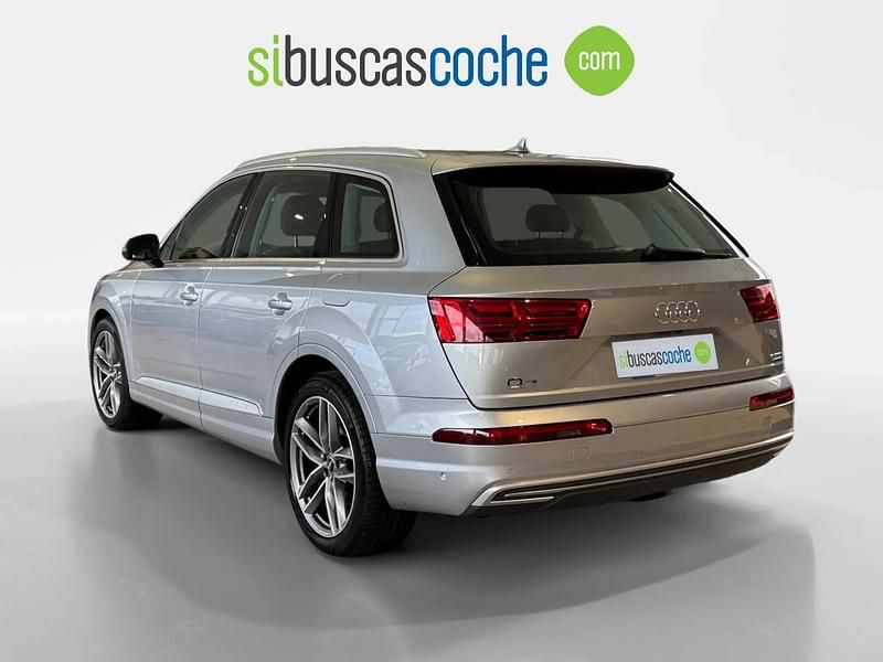 Usado Audi Q7 259 CV (190 kW) 2017 Violeta/lila SUV