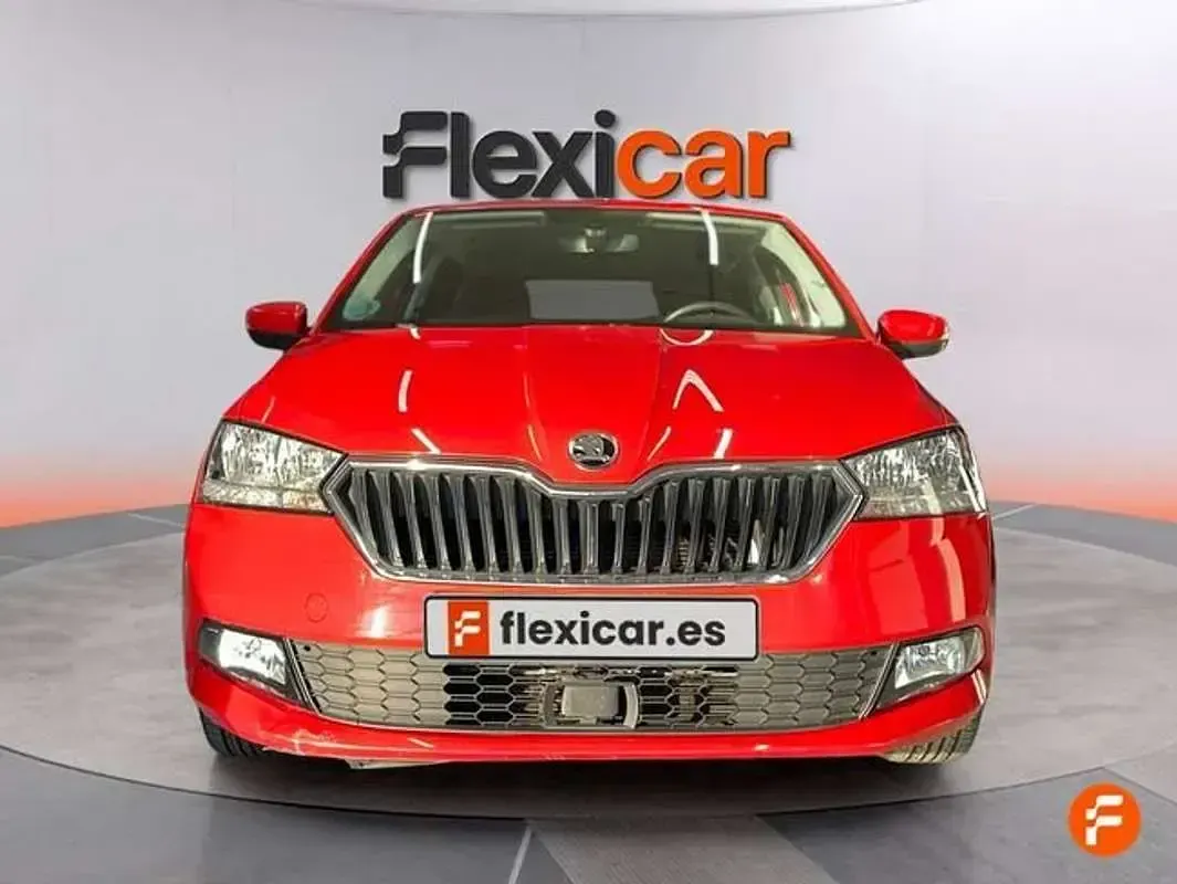 Usado Skoda Fabia Style 95 CV (69 kW) 2021 Rojo Utilitario