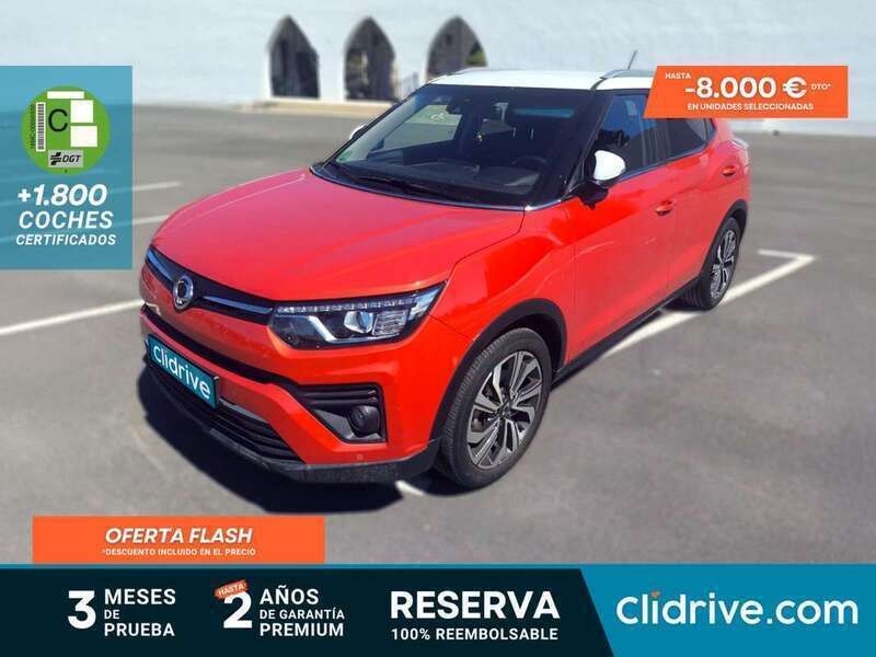 Rojo Usado 2021 Ssangyong Tivoli Limited SUV | 16.290 € (Un poco caro) - Imagen 1/3