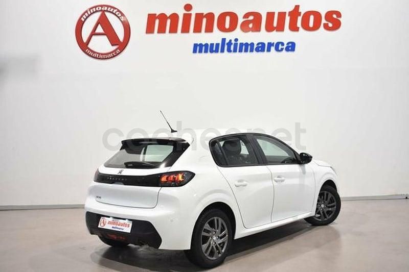 Usado Peugeot 208 Active 100 CV (73 kW) 2022 Blanco Utilitario
