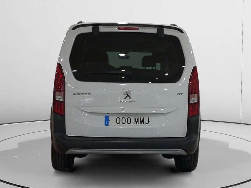Usado Peugeot Rifter GT 132 CV (97 kW) 2023 Blanco Monovolumen