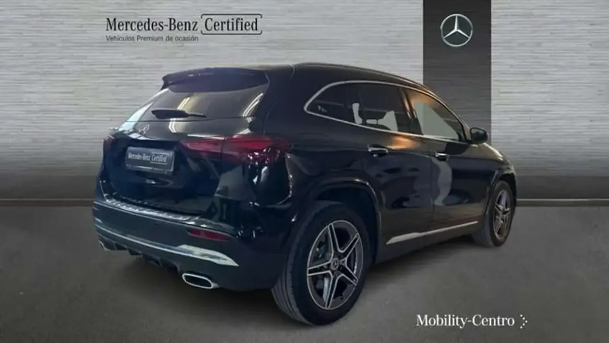 Usado Mercedes GLA250 217 CV (159 kW) 2025 Negro SUV