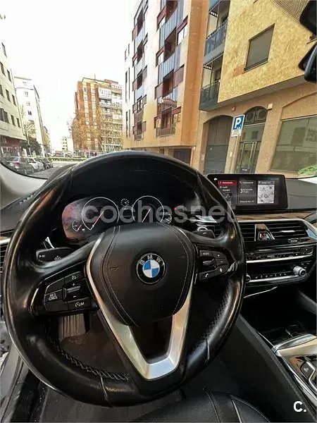 Usado BMW 520 190 CV (139 kW) 2019 Gris / plata Berlina