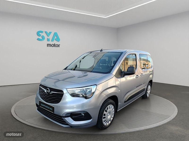 Usado Opel Combo Edition 102 CV (75 kW) 2021 Plateado Monovolumen