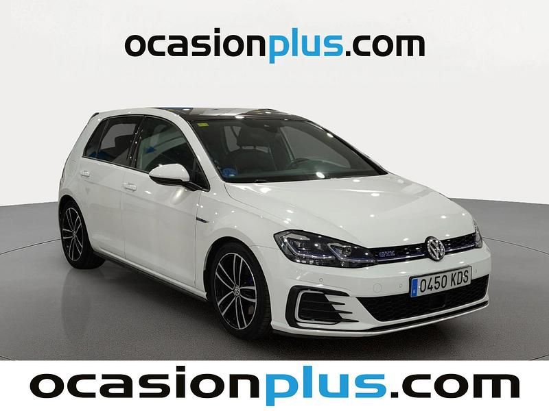 Usado VW Golf VII GTE 204 CV (150 kW) 2017 Blanco Utilitario