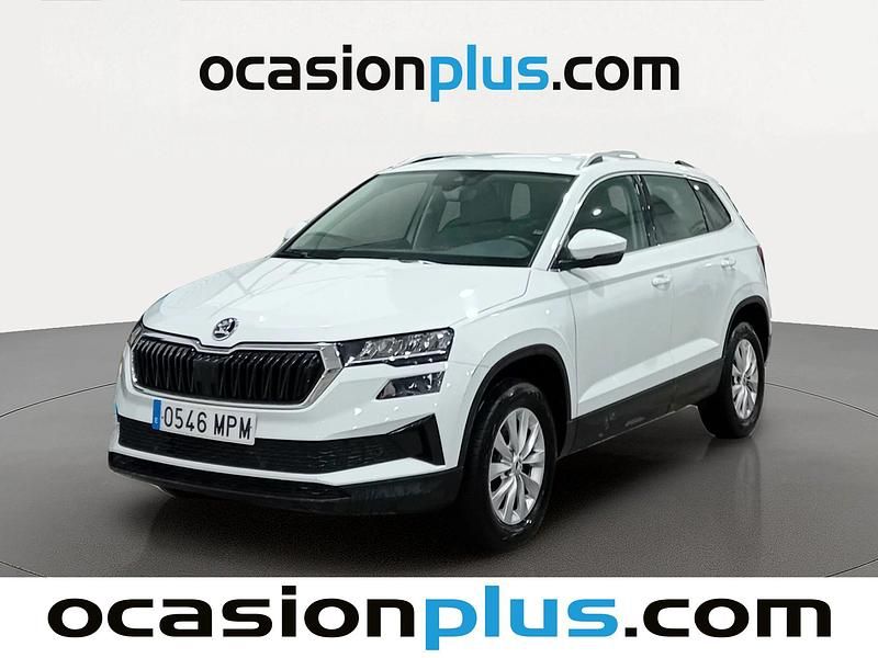 Usado Skoda Karoq Selection 116 CV (85 kW) 2024 Blanco SUV