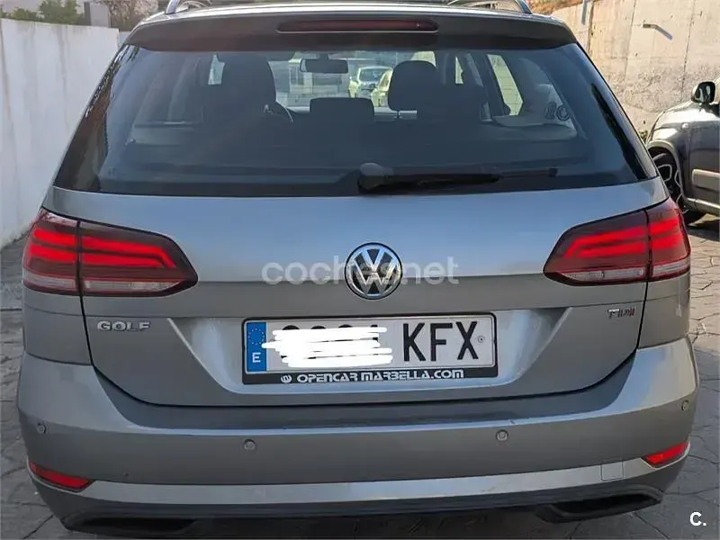 Usado VW Golf VII Edition 115 CV (84 kW) 2017 Beige Familiar