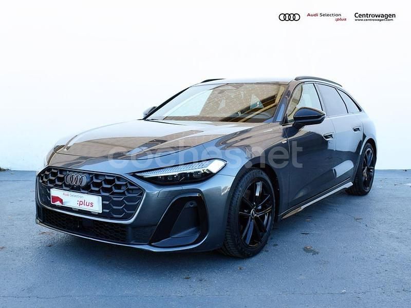 Usado Audi A5 204 CV (150 kW) 2025 Gris / plata Familiar