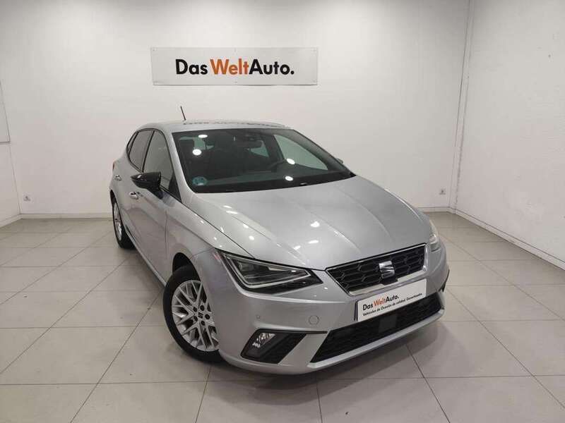 Plateado Usado 2023 Seat Ibiza FR Utilitario | 16.990 € (Precio justo) - Imagen 1/4