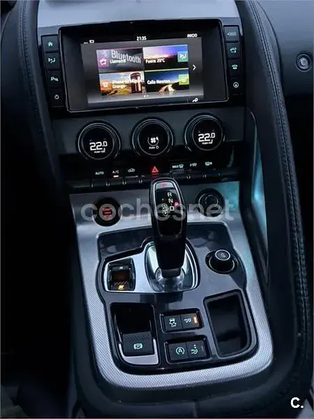 Usado Jaguar F-Type 380 CV (279 kW) 2019 Negro Coupe