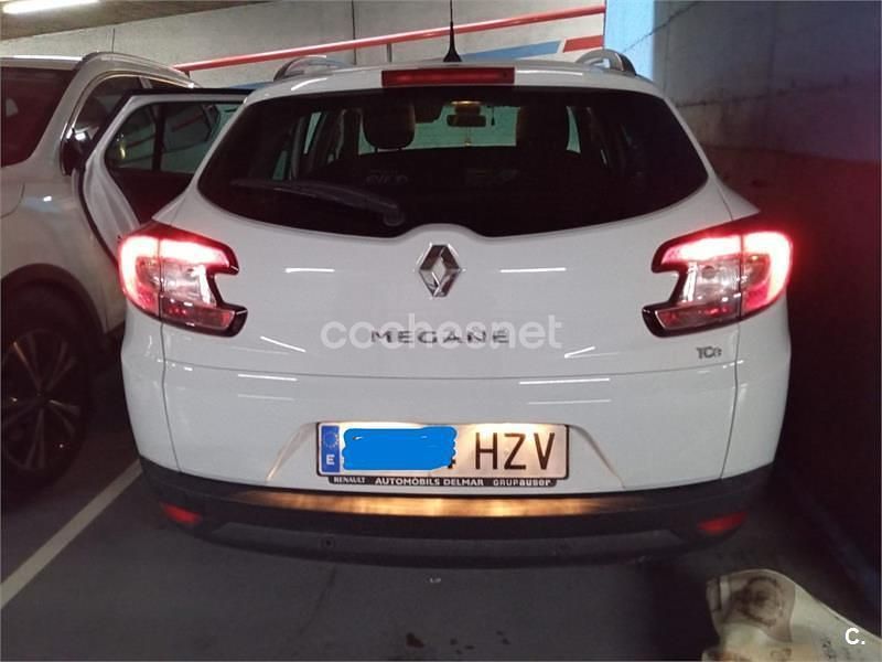 Usado Renault Mégane LIMITED 115 CV (84 kW) 2014 Blanco Berlina