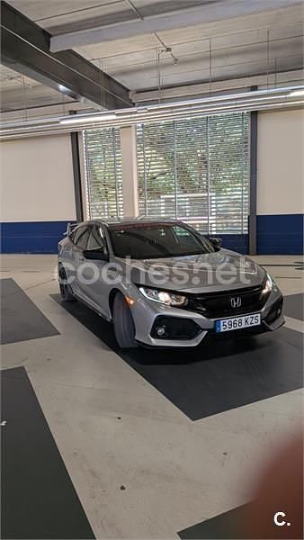 Gris / plata Usado 2019 Honda Civic Dynamic Berlina | 18.700 € (Buen precio) - Imagen 1/4
