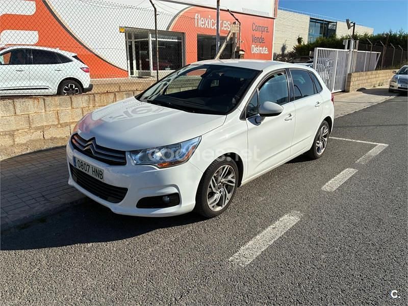 Usado Citroën C4 112 CV (82 kW) 2012 Blanco Berlina