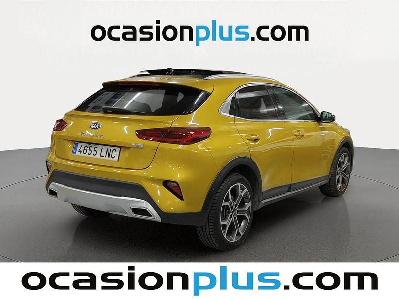 Usado Kia XCeed 136 CV (100 kW) 2021 Amarillo SUV