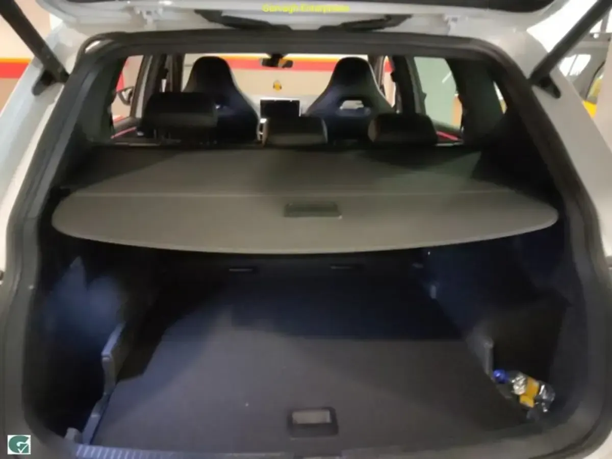 Käytetty Seat Tarraco FR 150 HP (110 kW) 2022 Valkoinen Katumaasturi