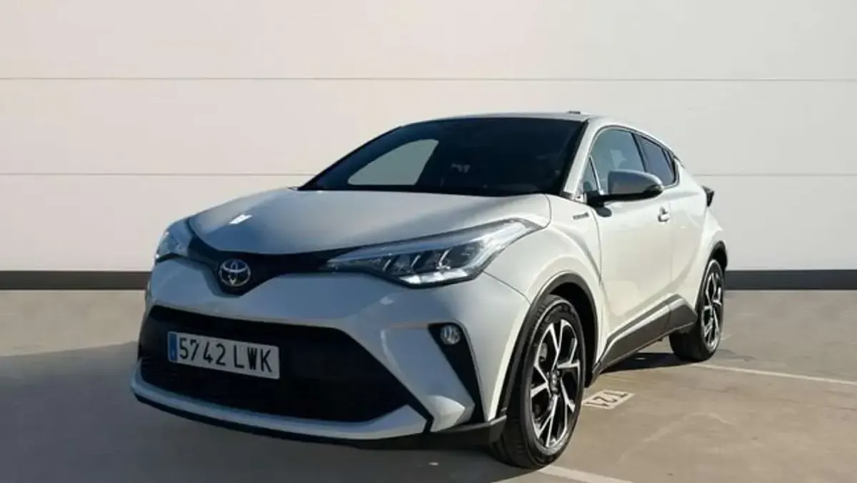 Usado Toyota C-HR Advance 184 CV (135 kW) 2022 Blanco SUV