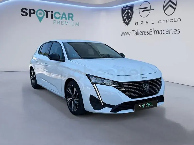 Usado Peugeot 308 Allure 130 CV (95 kW) 2022 Blanco Berlina