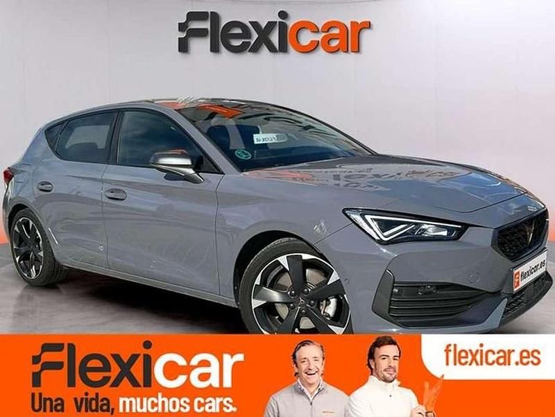 Usado Cupra Leon 190 CV (139 kW) 2023 Gris Utilitario