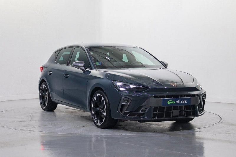 Usado Cupra Leon 150 CV (110 kW) 2024 Gris Berlina