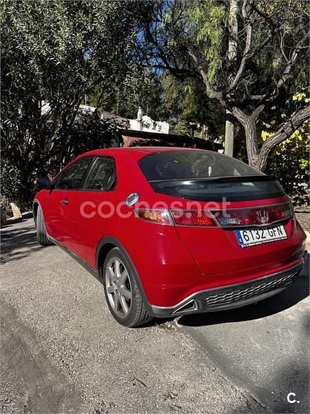 Usado Honda Civic Sport 140 CV (102 kW) 2008 Rojo Berlina