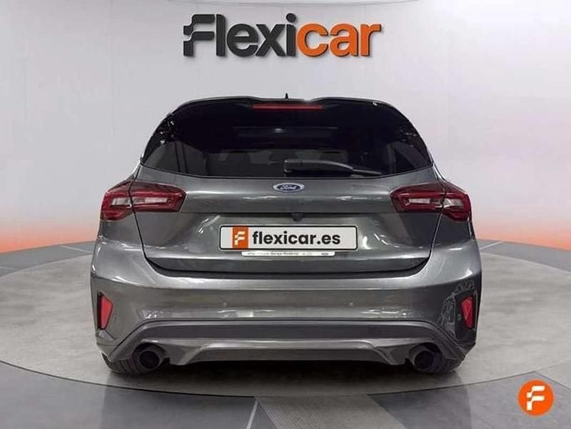 Usado Ford Focus ST 280 CV (205 kW) 2023 Negro Utilitario