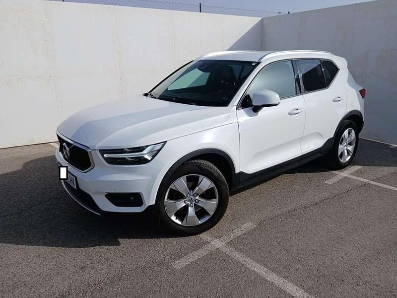 Blanco Usado 2020 Volvo XC40 Business Edition SUV | 21.900 € (Precio justo) - Imagen 1/4