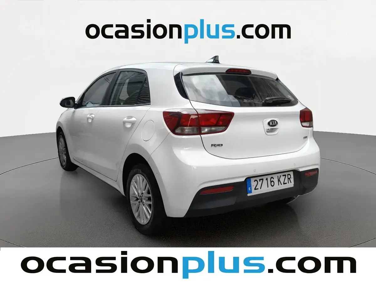 Usado Kia Rio 101 CV (74 kW) 2019 Blanco Utilitario