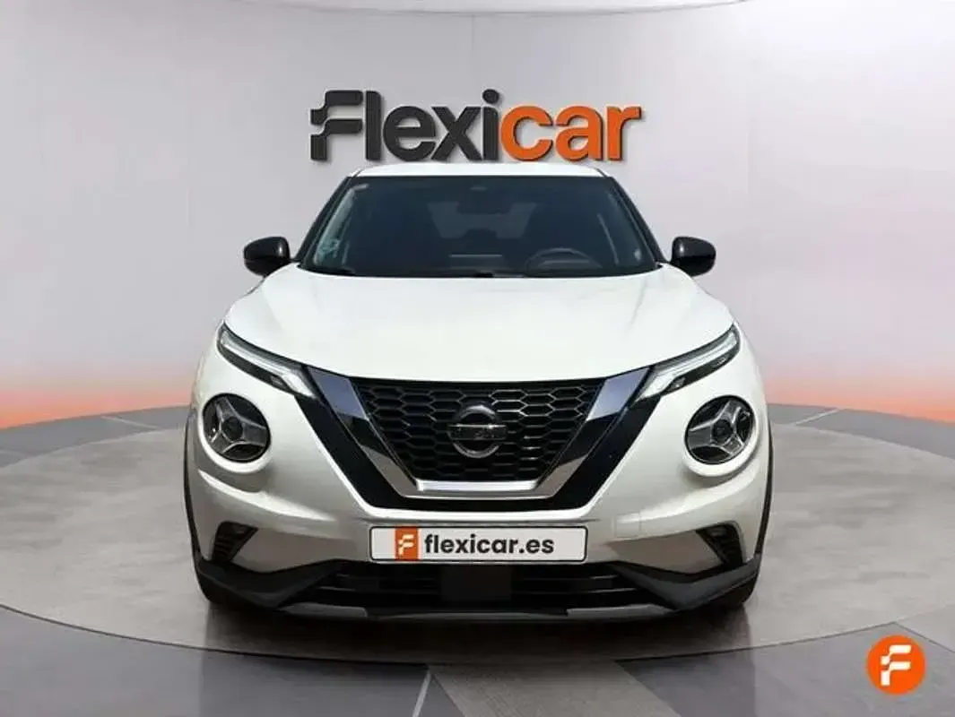 Usado Nissan Juke Acenta 114 CV (83 kW) 2021 Blanco SUV