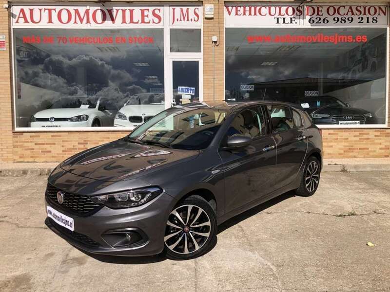 Gris Usado 2018 Fiat Tipo Lounge Utilitario | 10.700 € (Precio justo) - Imagen 1/4
