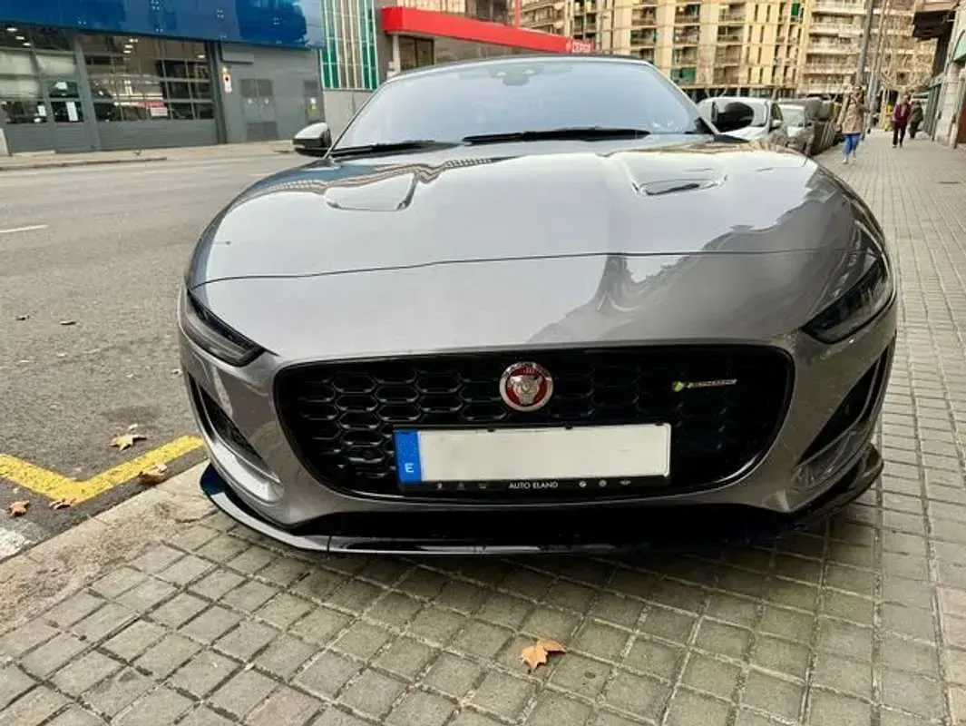 Usado Jaguar F-Type R 300 CV (220 kW) 2023 Varios colores Descapotable
