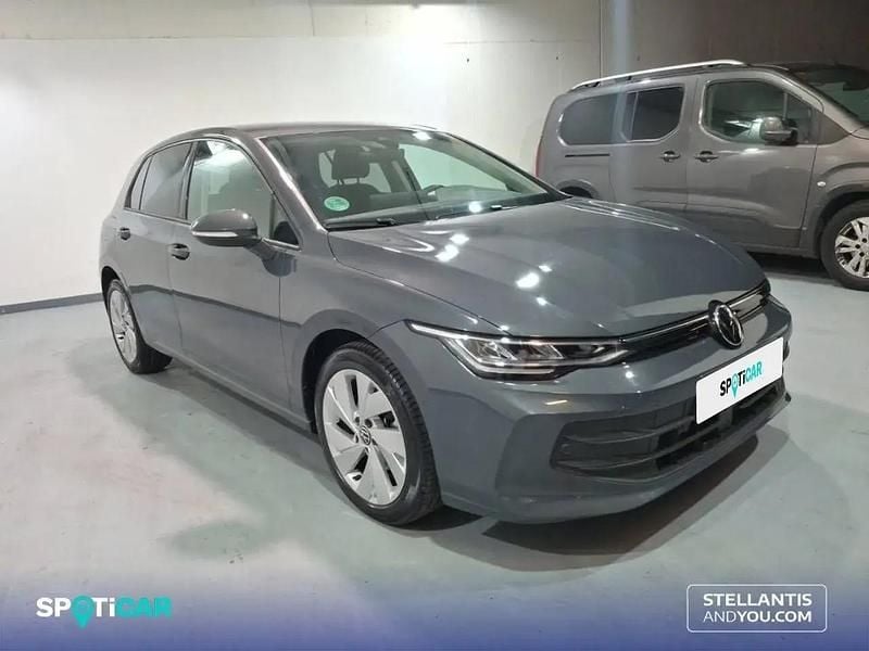Occasion VW Golf VIII 115 ch (84 kW) 2025 Gris Berline