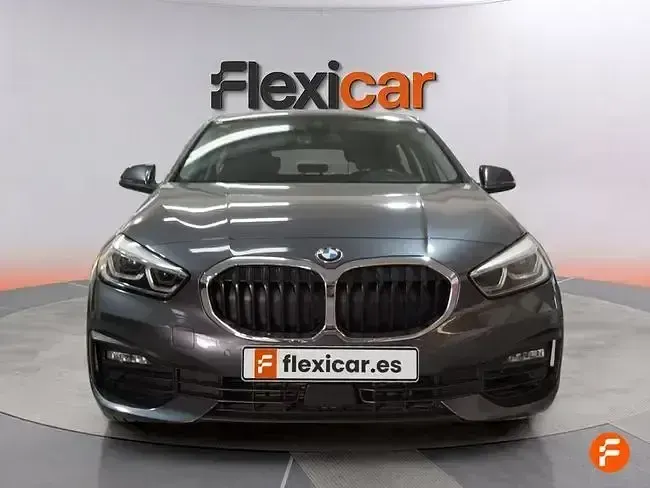 Usado BMW 118 140 CV (102 kW) 2020 Gris Utilitario
