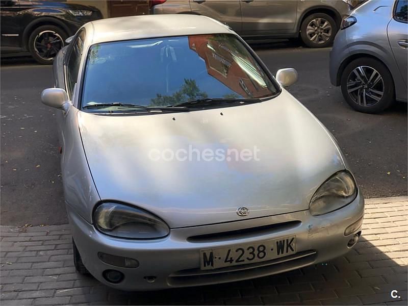 Gris / plata Usado 1998 Mazda MX3 Coupe | 3600 € - Imagen 1/4