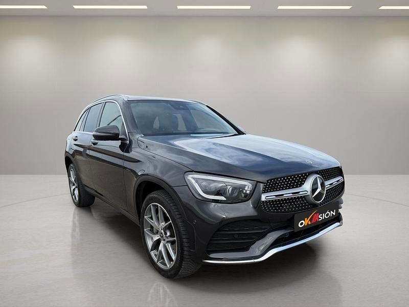 Usado Mercedes GLC300e 320 CV (235 kW) 2020 Negro