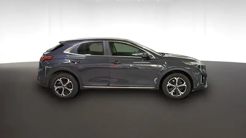 Usado Kia XCeed 141 CV (103 kW) 2024 Gris SUV