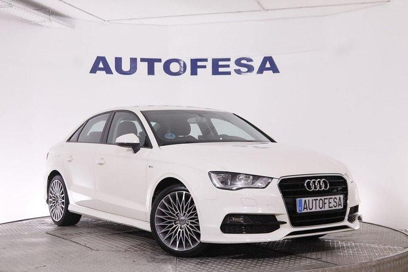 Usado Audi A3 125 CV (91 kW) 2015 Blanco Berlina