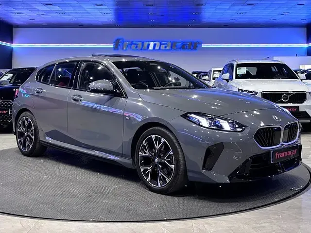 Usado BMW 120 M Sport 163 CV (119 kW) 2024 Gris Utilitario