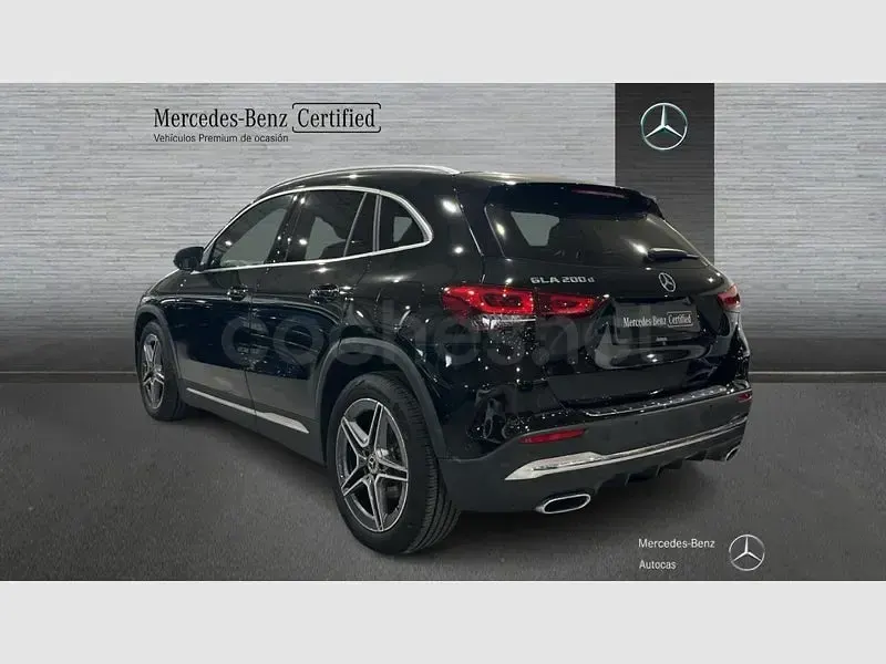 Usado Mercedes GLA200 150 CV (110 kW) 2022 Negro SUV