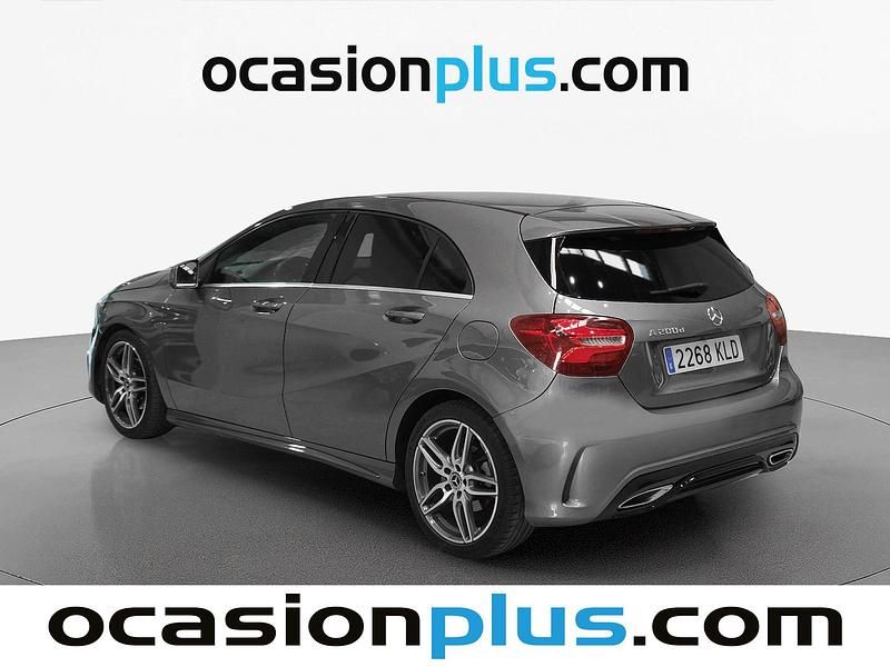 Käytetty Mercedes A200 AMG 136 HP (100 kW) 2018 Harmaa Viistoperä