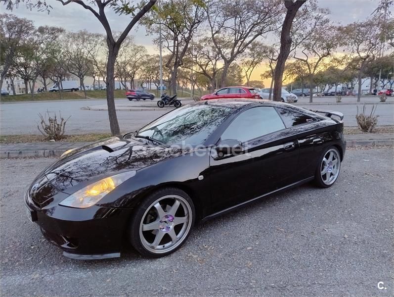 Negro Usado 2003 Toyota Celica Coupe | 8500 € - Imagen 1/4
