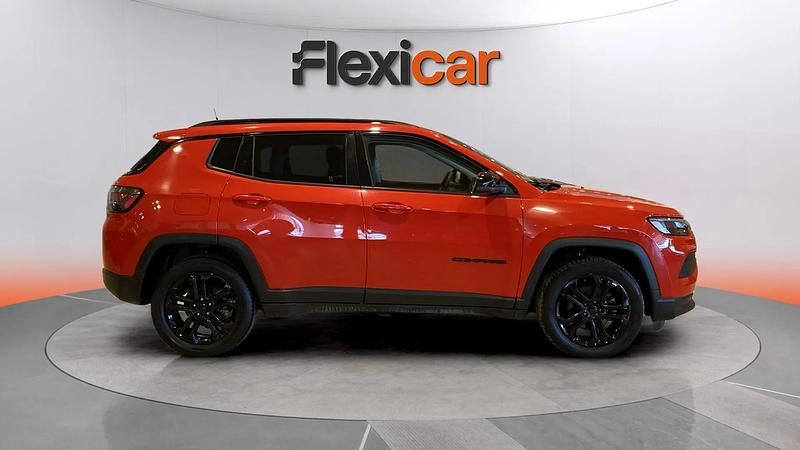 Usado Jeep Compass Limited 131 CV (96 kW) 2022 Rojo SUV