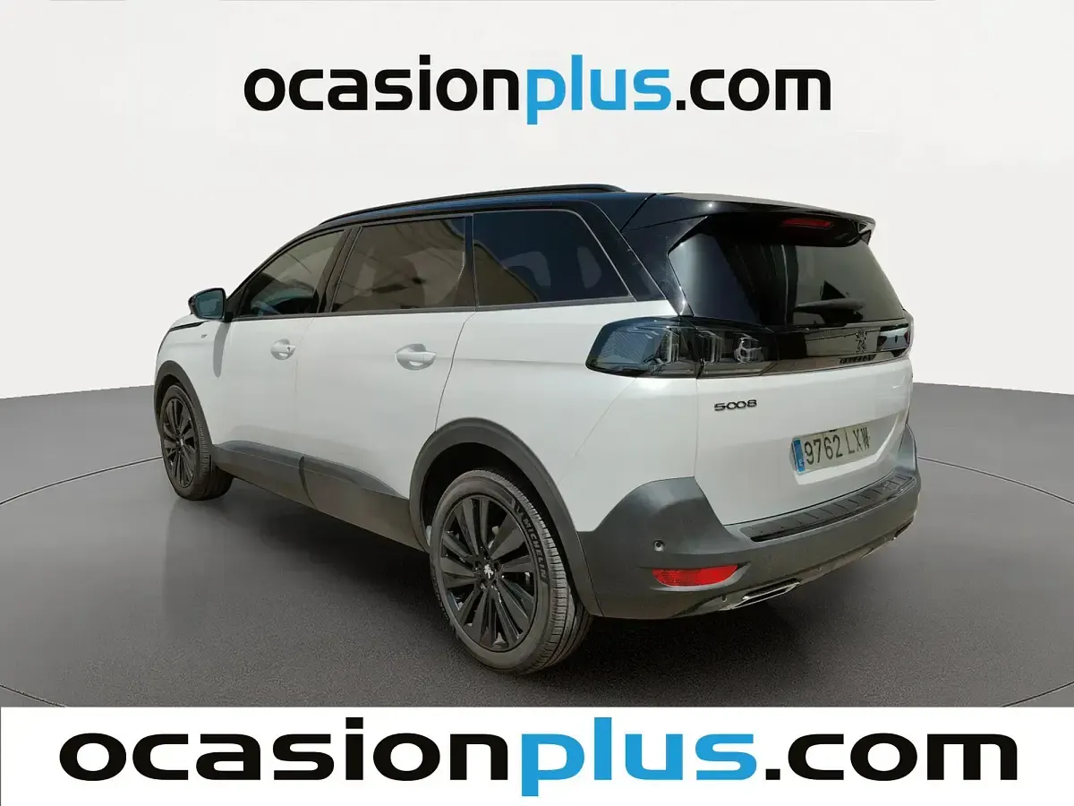 Usado Peugeot 5008 GT 131 CV (96 kW) 2022 Blanco SUV