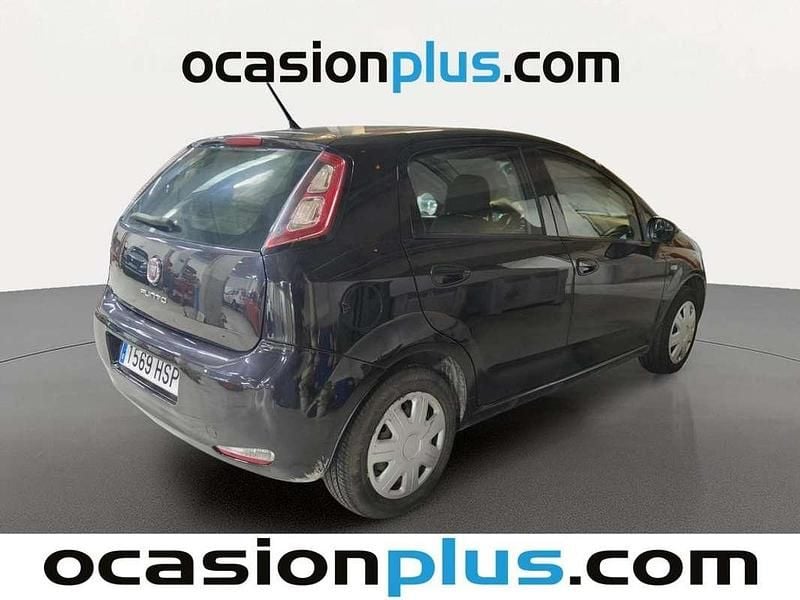Usado Fiat Punto Pop 75 CV (55 kW) 2013 Negro Utilitario
