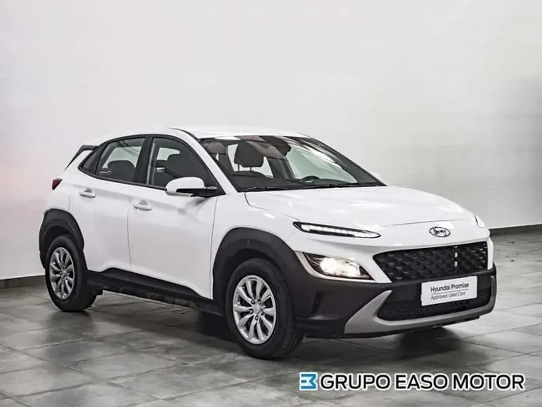 Usado Hyundai Kona 120 HP (88 kW) 2022 Branco SUV