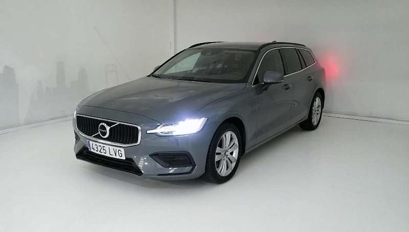Usado Volvo V60 Momentum 197 CV (144 kW) 2021 Familiar