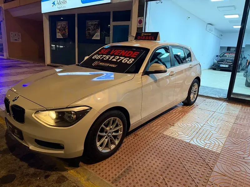 Usado BMW 120 Comfort Edition 184 CV (135 kW) 2014 Blanco Utilitario