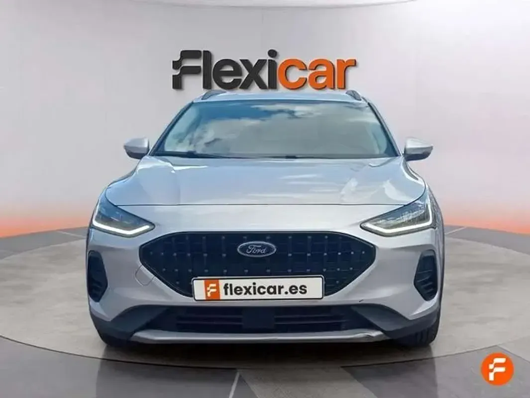 Usado Ford Focus Active 155 CV (114 kW) 2024 Gris Berlina
